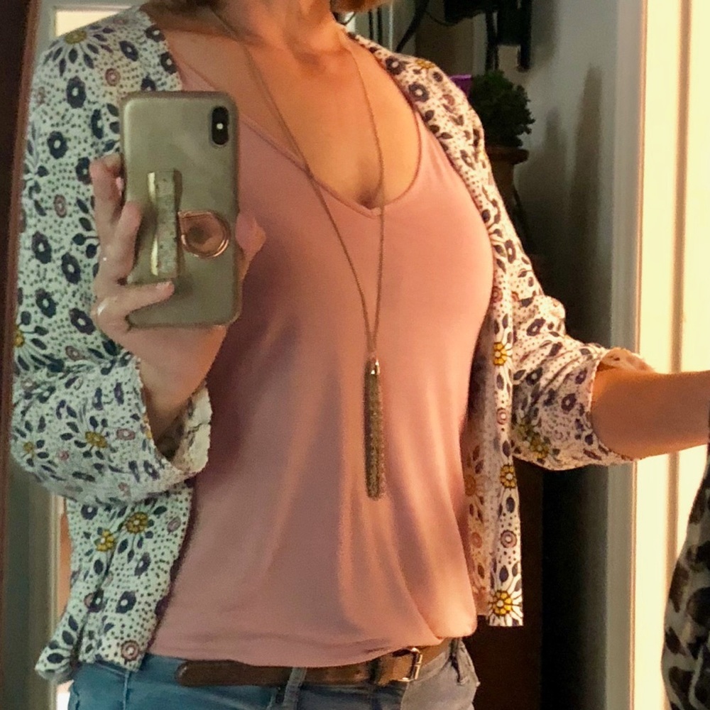 LOFT loft loft! Lightweight cotton cardigan w/ blue yellow pink flowers. 🌸💙🌼